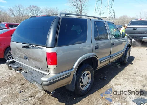 1998 Chevrolet Blazer Lt z USA, uszkodzony, nr VIN 1GNDT13WXW2215257